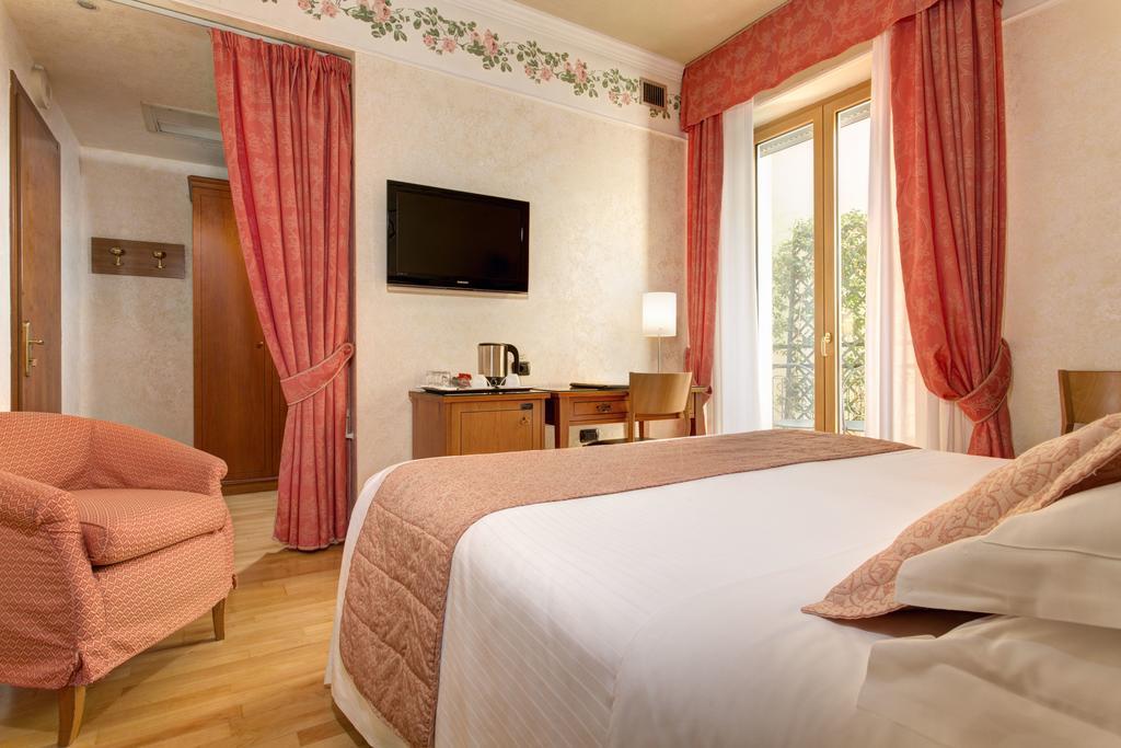 Hotel Firenze Verona Esterno foto